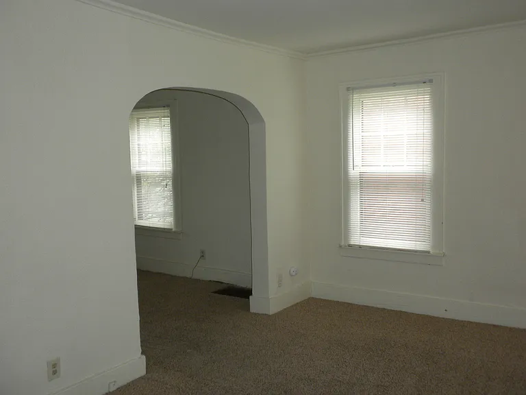 1008 Otto Ct — Photo 6
