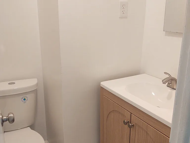5198 Albany Post Rd — Photo 23