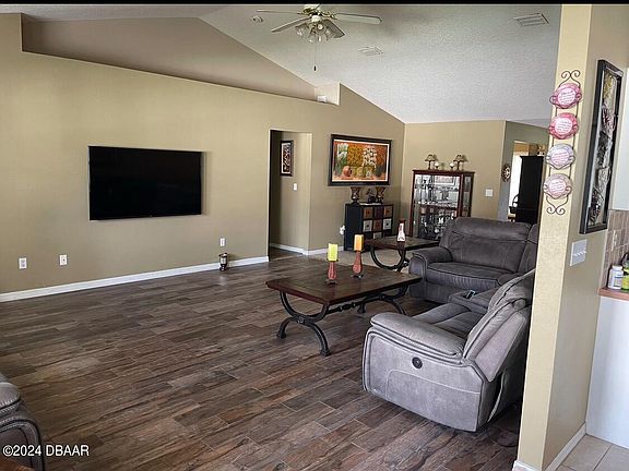 4th image of 5469 Carmody Lake Dr