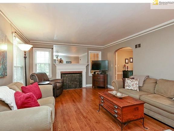 Gleaming new hardwoods greet you from the moment you walk in.
