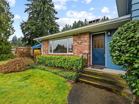 3rd image of 1230 Fisher Rd