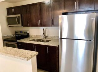 7820 NE Bayshore Ct APT 104, Miami, FL 33138