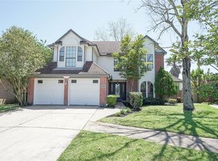 1429 S Heron Dr, Seabrook, TX 77586
