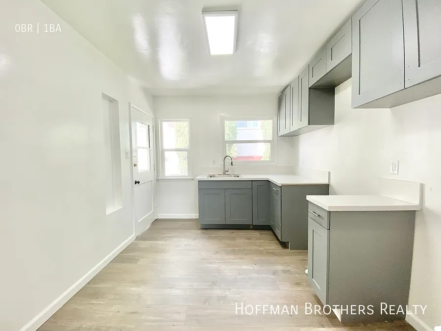 1519 N Laurel Ave Los Angeles, CA 90046 — Photo 2