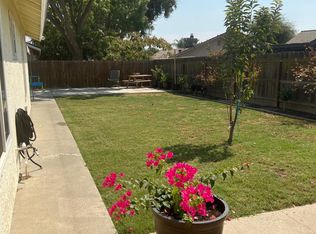 797 Elderwood Ln, Lemoore, CA 93245