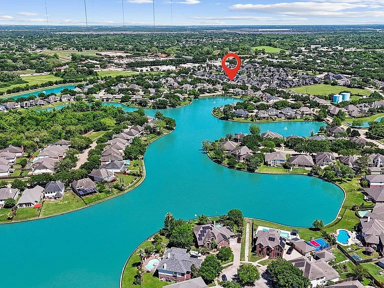 3531 Shoreview Ln — Photo 2