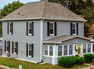 1924 S 12th St, Saint Joseph, MO 64503