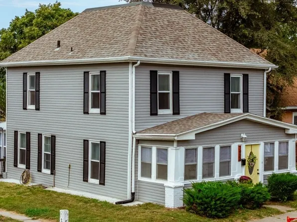 1924 S 12th St, Saint Joseph, MO 64503