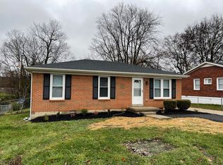317 Memorial Dr, Shelbyville, KY 40065