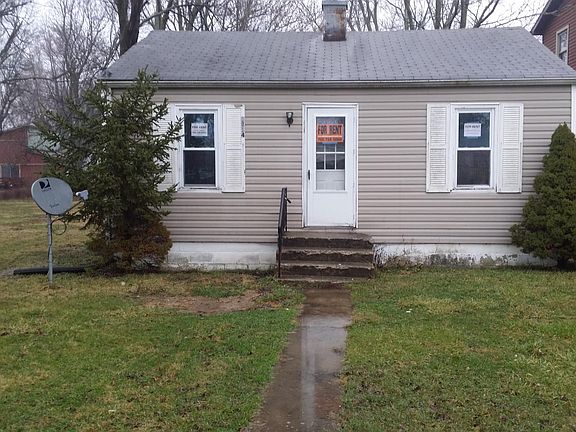 3rd image of 1014 N Leland Ave