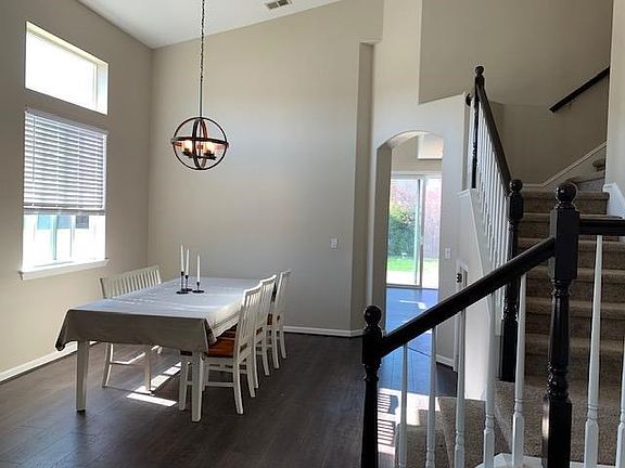 3rd image of 1755 Shoreline Dr