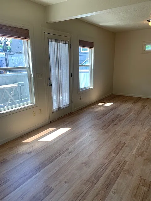 3029 SE Division St — Photo 2