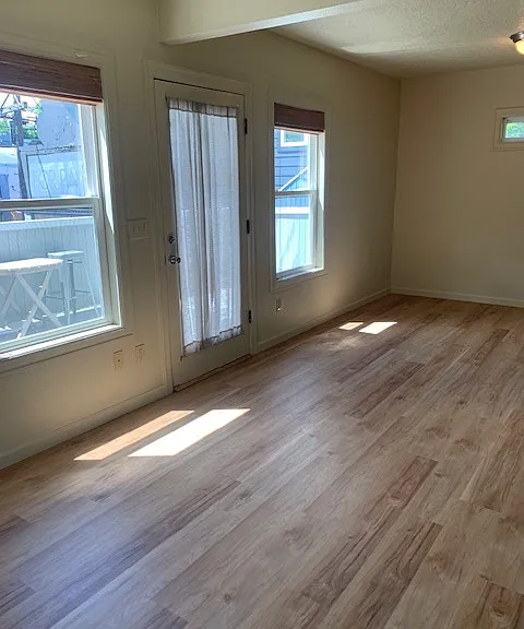 3029 SE Division St — Photo 2