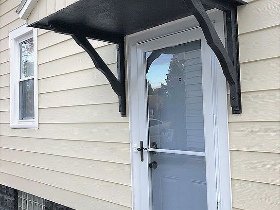 5th image of 431 S Lincoln Park Dr