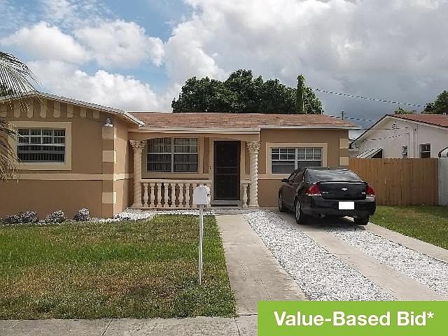 1st image of 340 NE 173rd St