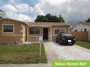 340 NE 173rd St, North Miami Beach, FL 33162