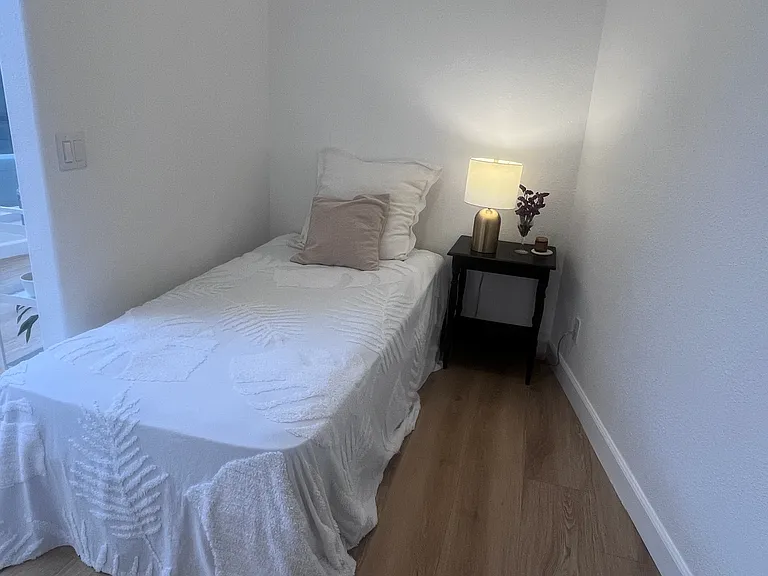 3929 Stanford Dr #1 — Photo 8