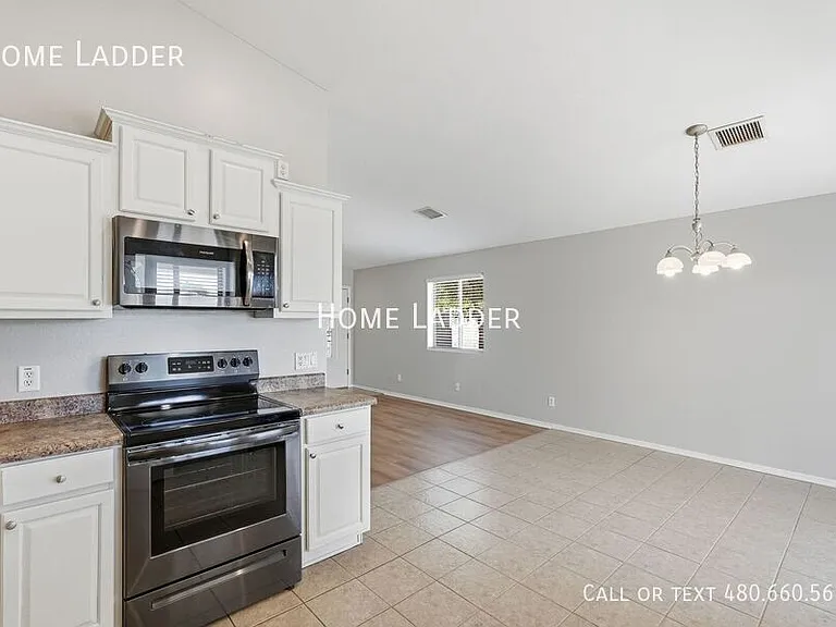1220 W Prior Ave — Photo 11