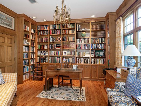 1909 Hughland Park Circle Lighter-11.jpg