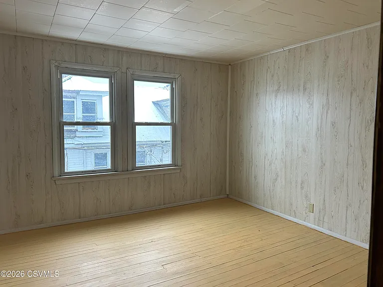 124 Birch St — Photo 11
