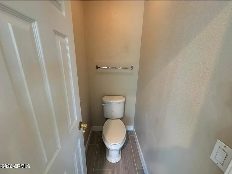 1470 W Armstrong Way — Photo 23