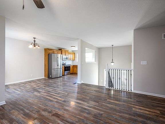 4th image of 12136 Pebble Beach Dr