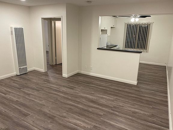 5th image of 4815 Persimmon Ave APT 17