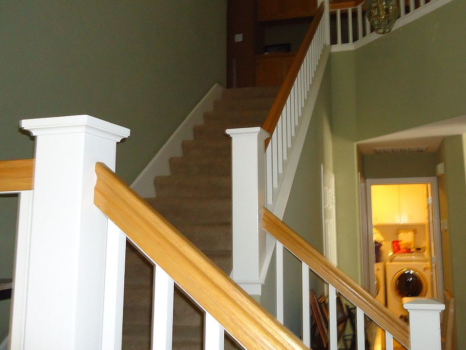 2nd image of 120 Malaga Way