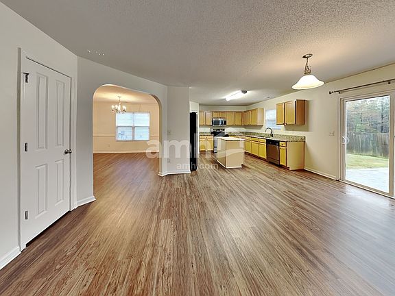 5th image of 412 Ganyard Farm Way