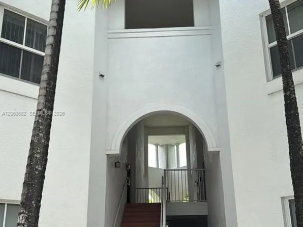 8620 NW 97th Ave, Doral, FL