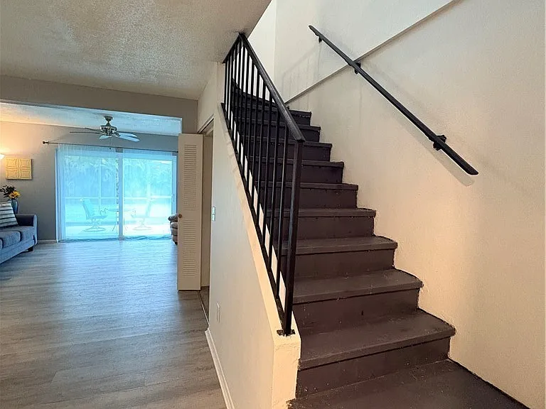 4520 SW 8th Pl #4 — Photo 12