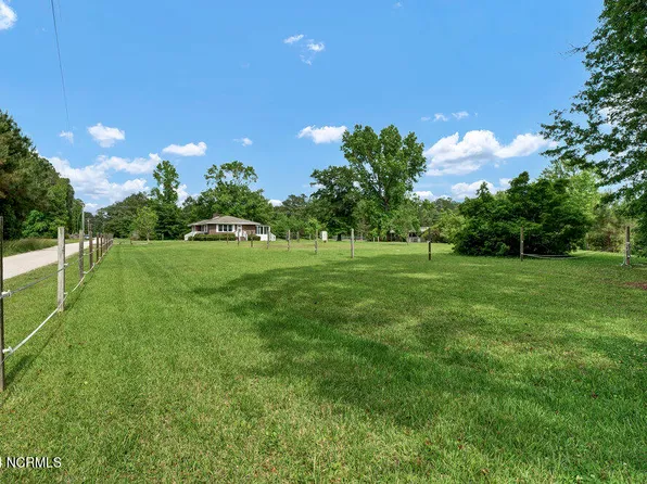 171 Preston Wells Road, Holly Ridge, NC 28445