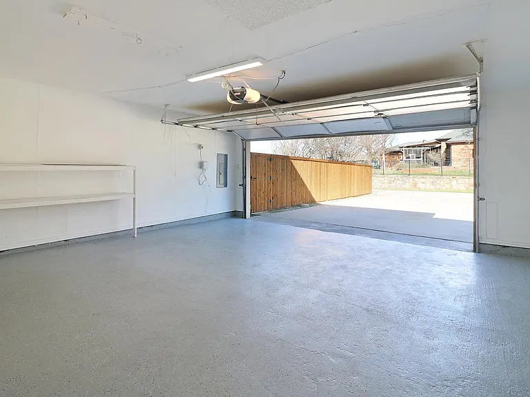 2179 Southern Pl #A — Photo 35