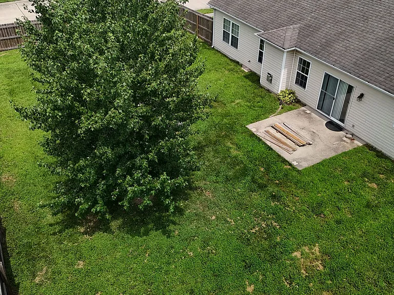 4203 Spring Cress Dr — Photo 29