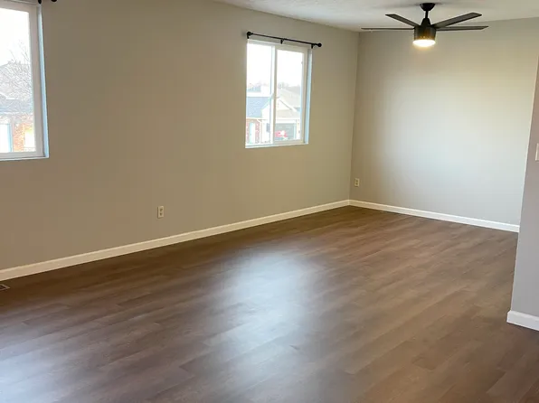 6301 S 28th St, Lincoln, NE 68516
