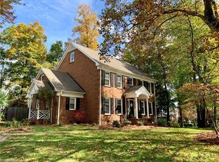 512 Hobbs Rd, Greensboro, NC 27403