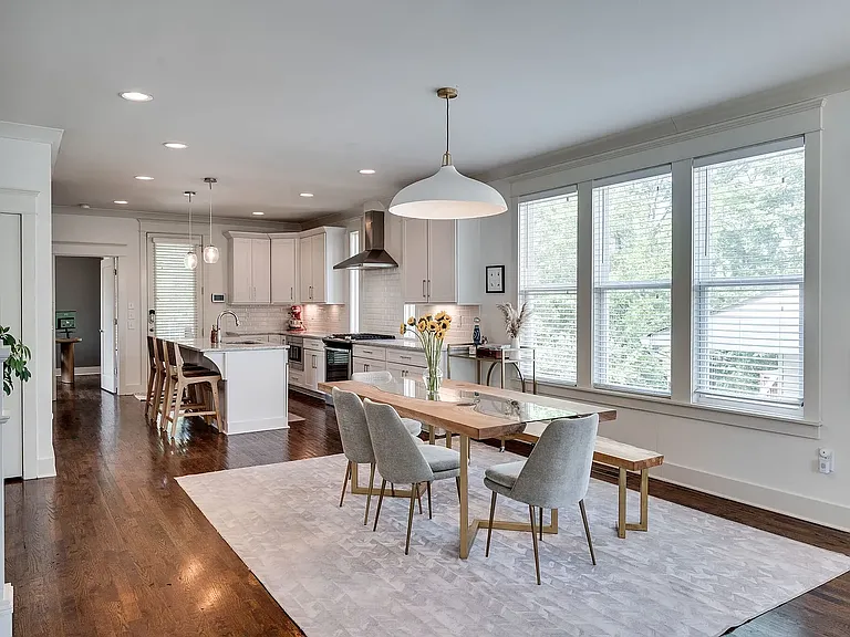926 Thomas Ave — Photo 15