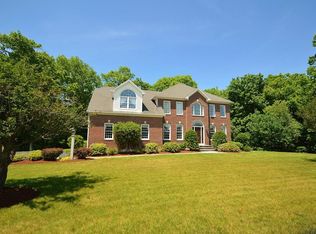 19 Northern Spy Rd, Franklin, MA 02038