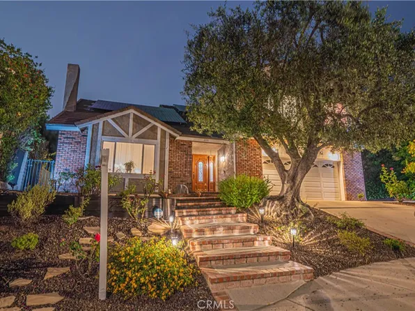 326 Fox Ridge Dr, Thousand Oaks, CA 91361