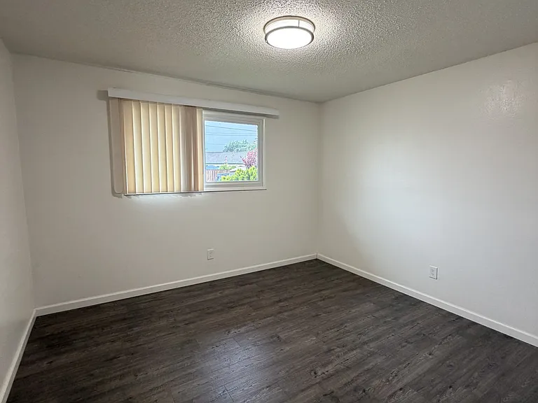 2409 Pomo Ct — Photo 11