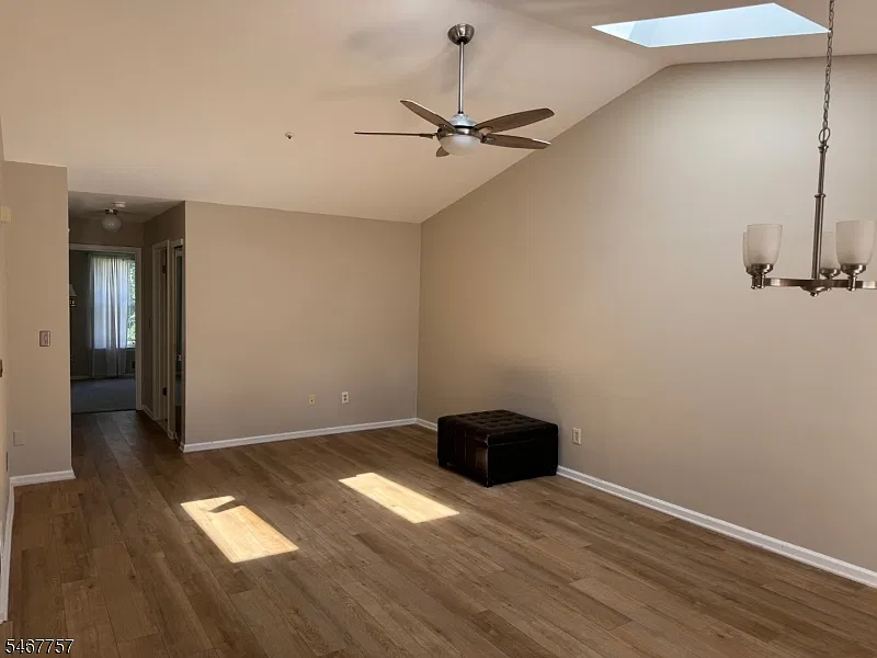 2 bed, 2.0 bath, $2,800 — Photo 3