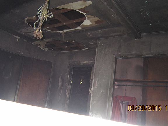 3rd image of 317 NW Indiana Ln