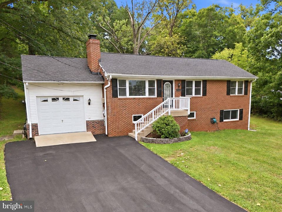 1st image of 8411 Leland Rd