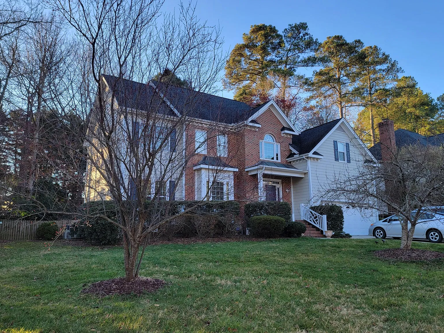 5 bed, 3.5 bath, 3237 sqft, $2,968 — Photo 1