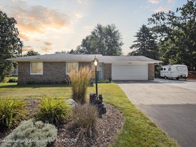 3885 Sage Ln, Dewitt, MI, 48820