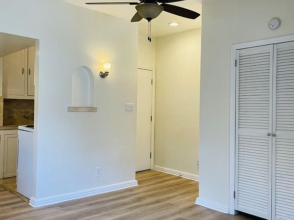 2nd image of 140 E 2nd Ave #8