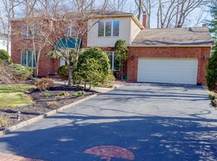 3 Leighton Dr, East Brunswick, NJ 08816