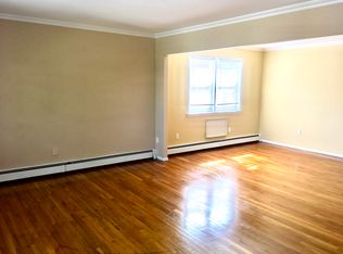 (Undisclosed Address), Yonkers, NY 10704