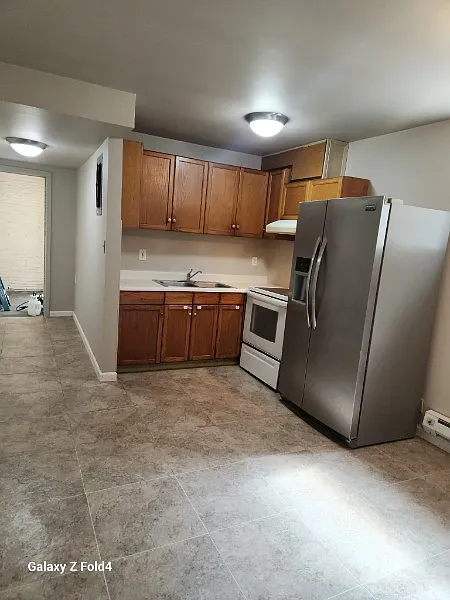 2 bed, 700 sqft, $1,700 — Photo 4