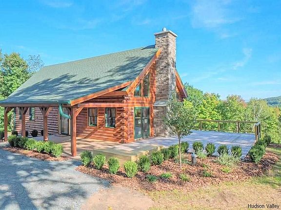 2nd image of 155 Larosa Ln